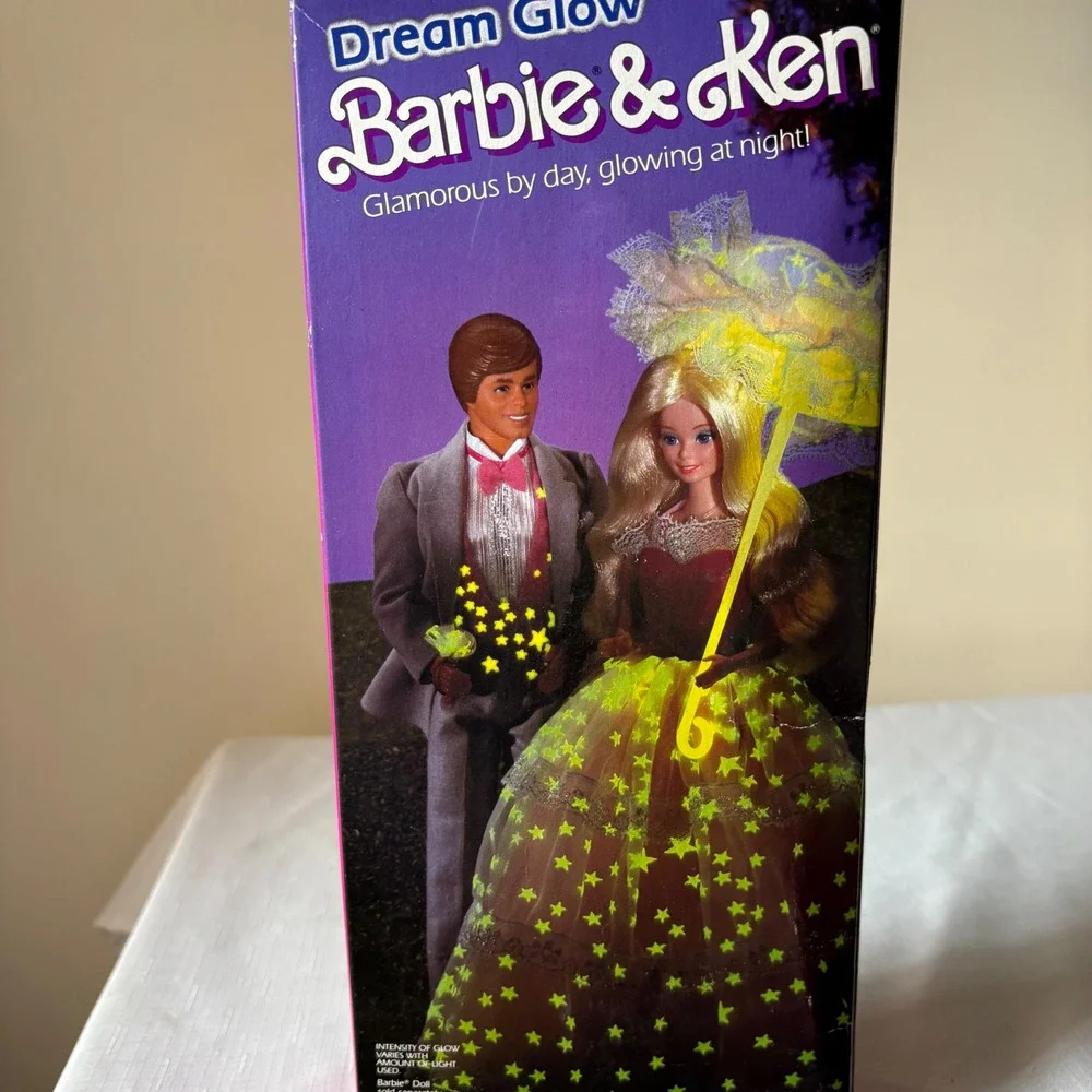 Vintage 1985 Mattel Dream Glow Ken Doll 2250 NIB Glow in the Dark Vest Corsage